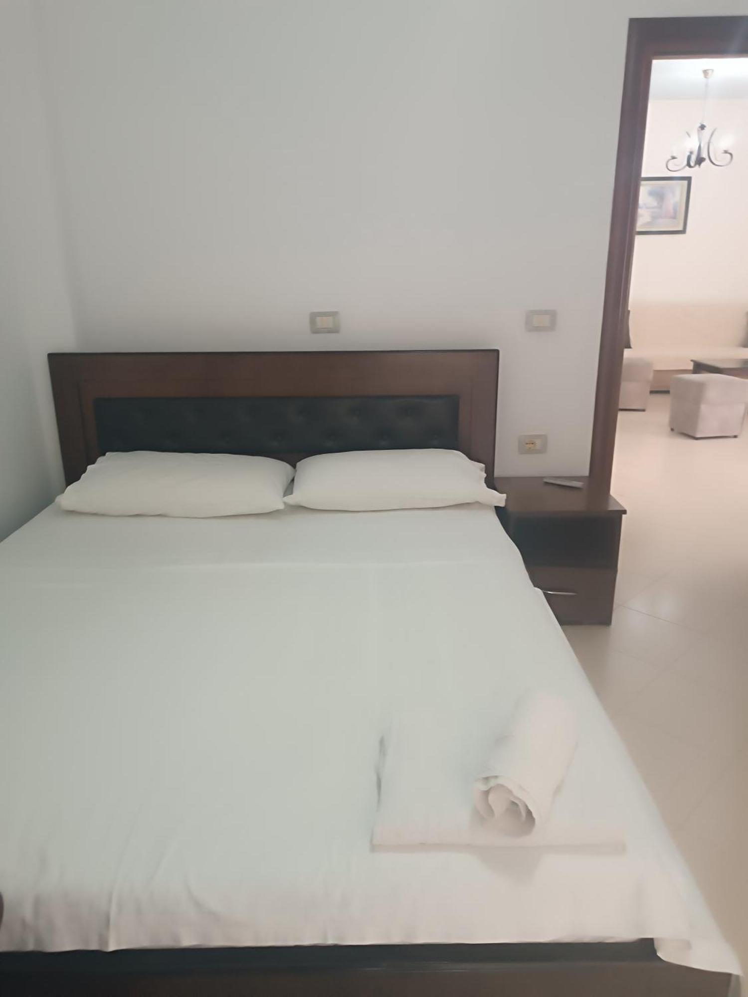 Oruci Apartment *