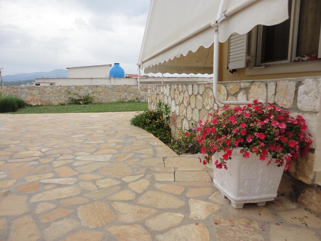 Apartment Oruci Ksamil