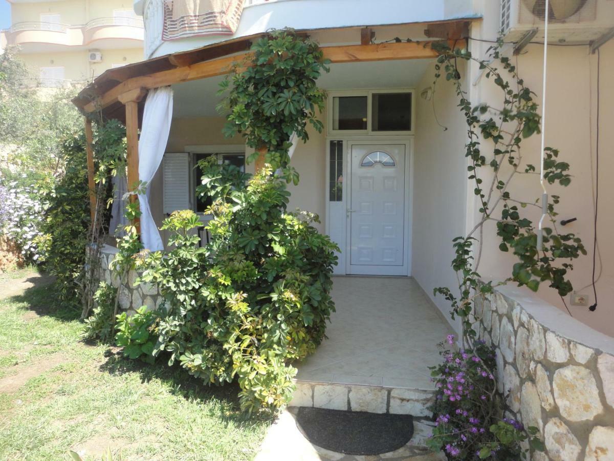 Oruci Apartment