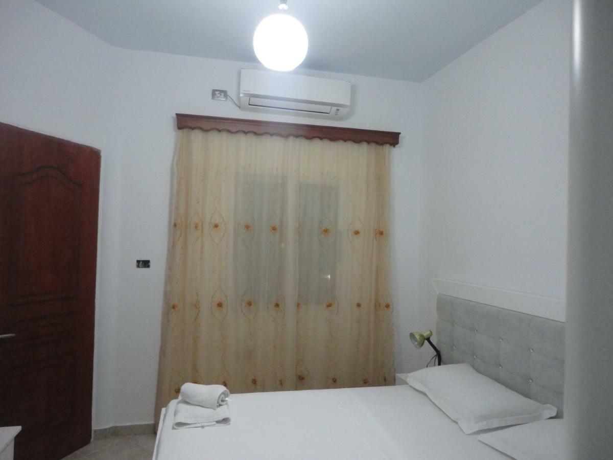 Oruci Apartment *