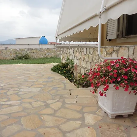 Oruci Apartments Ksamil Zimmer foto